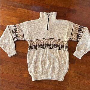 Unisex wool sweater from Ecuador.